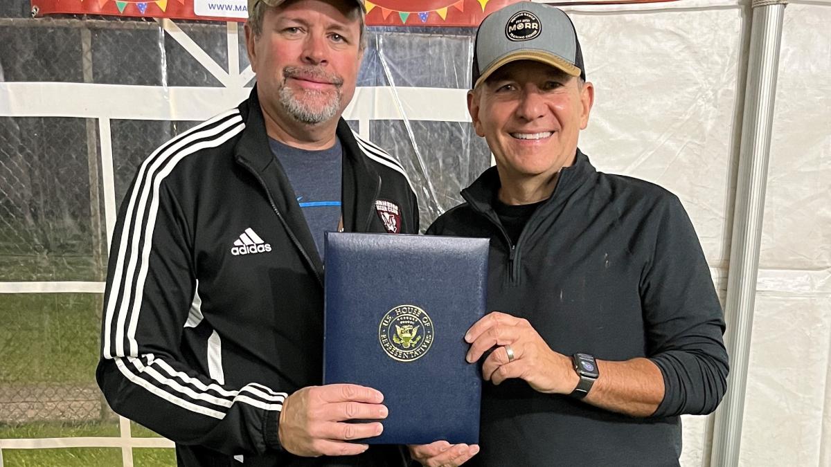 Rep. Smucker pictured with Glenn Stoltzfus, President of the Manheim Farm Show