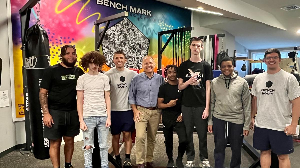 Rep. Smucker tours the Bench Mark Program in Lancaster. 